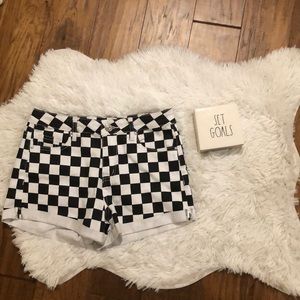 Checker shorts NWT